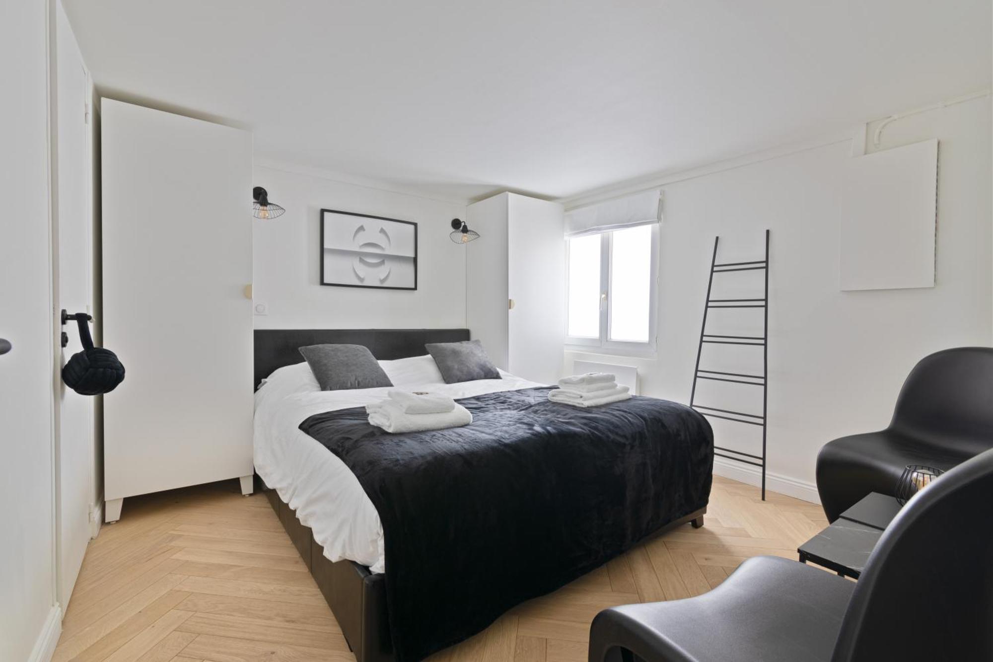 Elegant Appartement Pres Du Musee Du Louvre Et Du Jardin Des Tuileries Free Netflix Paris Luaran gambar